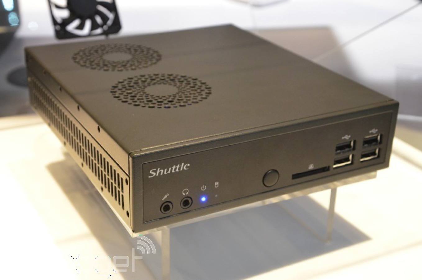 Shuttle DS81 Mini-PC mit 4K / Ultra HD Support Front