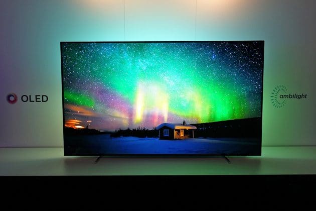 Die OLED803-Serie mit Ambilight und HDR10+ ist in 55- und 65-Zoll erhältlich