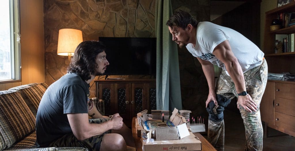 Jimmy Logan (Channing Tatum) stellt seinem Bruder Clyde (Adam Driver) seinen wasserdichten Plan vor