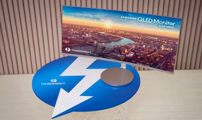 Samsung CJ791: QLED-Monitor mit Thunderbolt 3