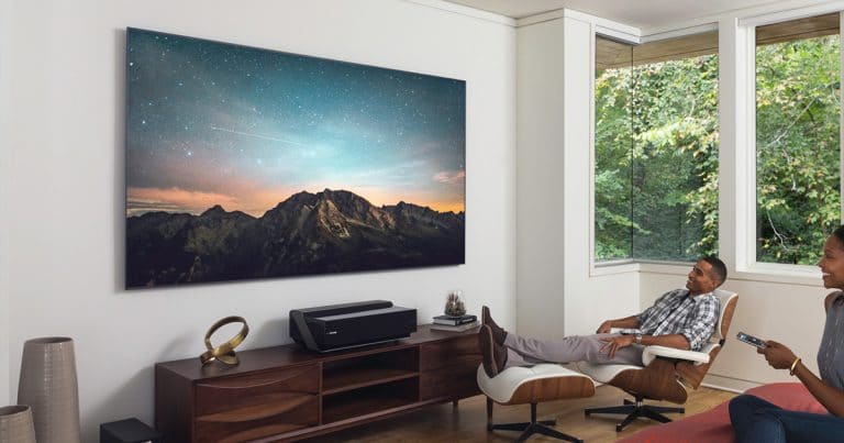Hisense neue 4K Fernseher hören auf Amazon Alexa (CES 2018)