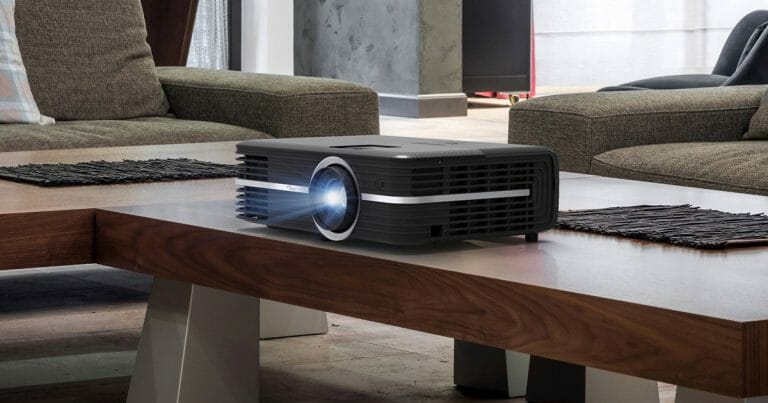UHD51: Optoma präsentiert neuen 4K UHD Beamer mit 3D