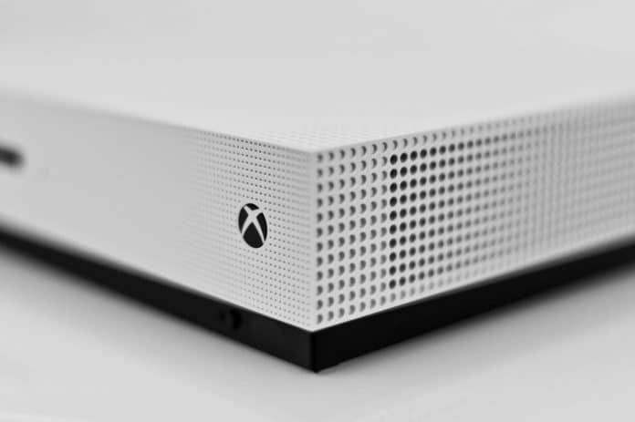 Xbox One S