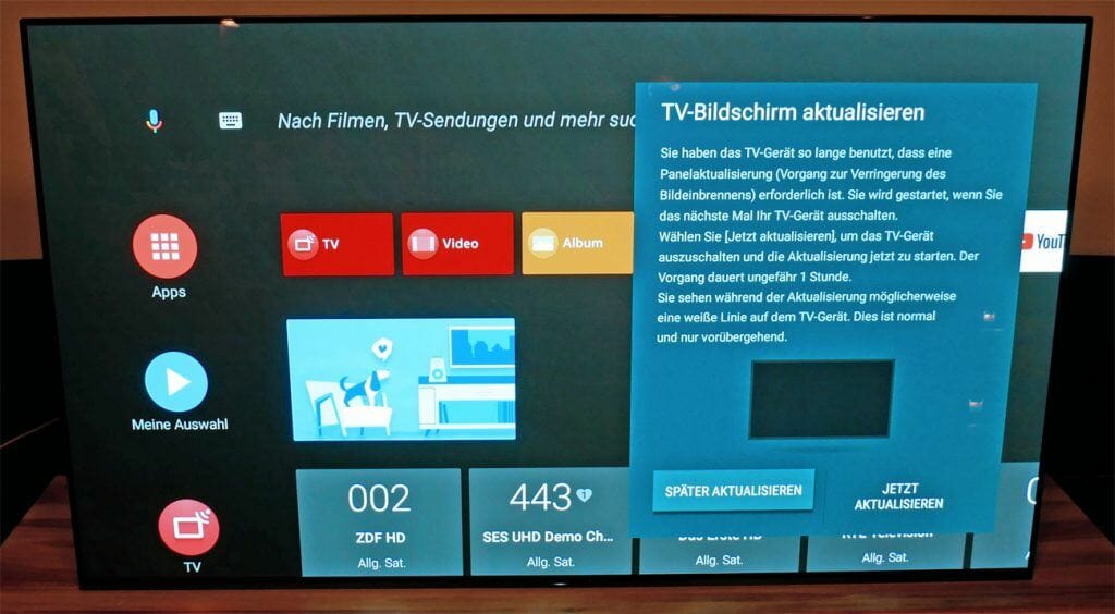 Sony adressiert das Thema "Einbrennen" direkt über das Systemmenü. Im Hintergrund das Android Betriebssystem im "Flat-Style"