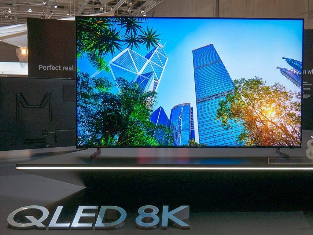 Die Q900 8K TVs sind noch nicht einmal im Handel, da gibt Samsung bereits Informationen zu den Nachfolgern preis