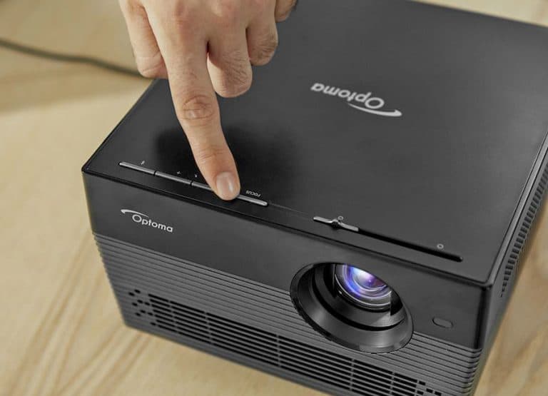 UHL55: Neuer 4K LED Heimkinoprojektor von Optoma mit 20.000 Betriebsstunden