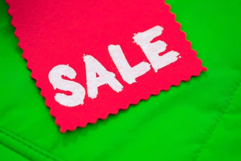 Feiertags-Sales für Xbox- und PlayStation-Games beginnen in den Stores