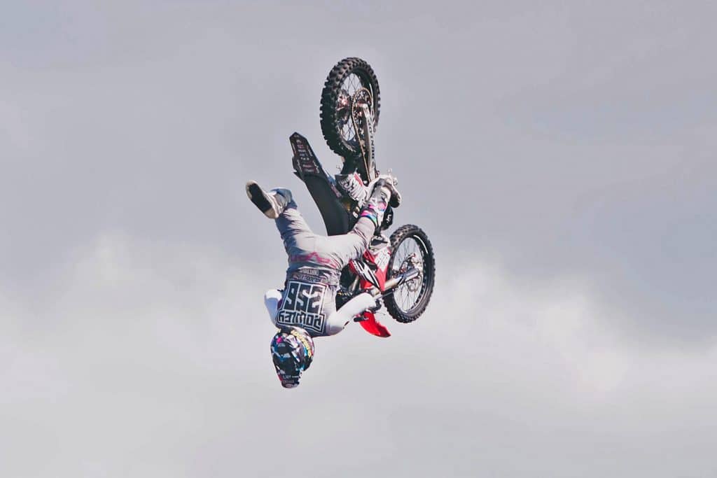 Freestyle Motocross vom feinsten in "FMX Nomads"