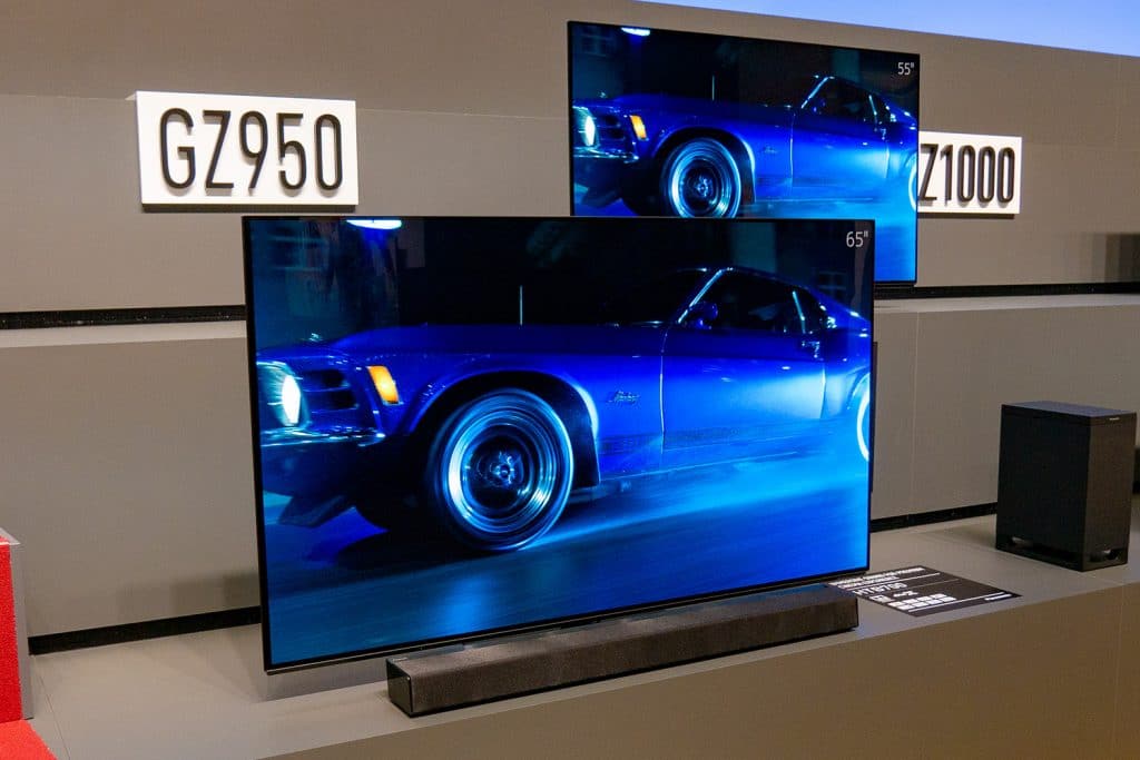 Panasonics "Einstiegs OLEDs" der GZW954 Serie