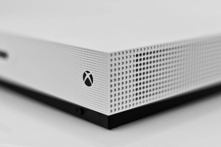 Microsoft Xbox One S: Neue Version ohne Laufwerk wohl im April 2019