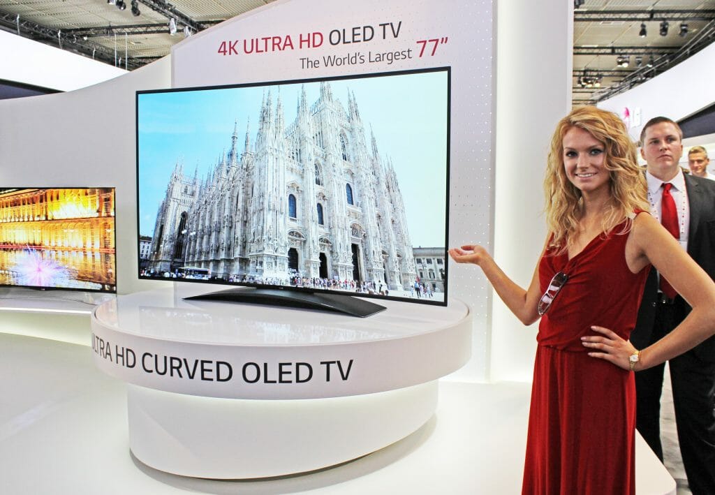 Curved 77 Zoll 4K OLED TV von LG Electronics