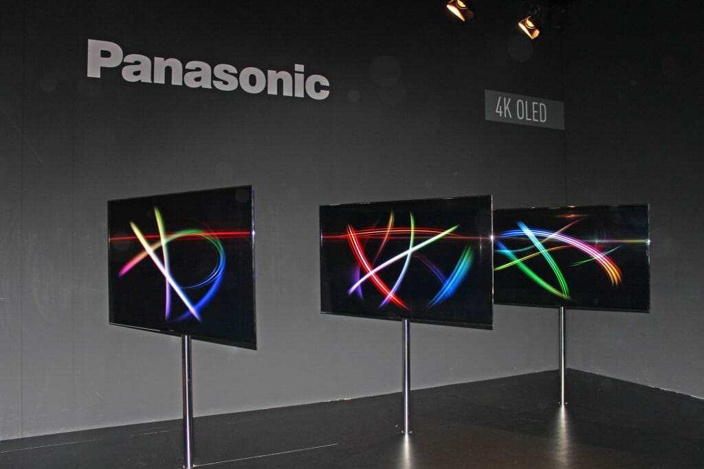 4K OLED Prototypen aus der eigenen Produktion von Panasonic