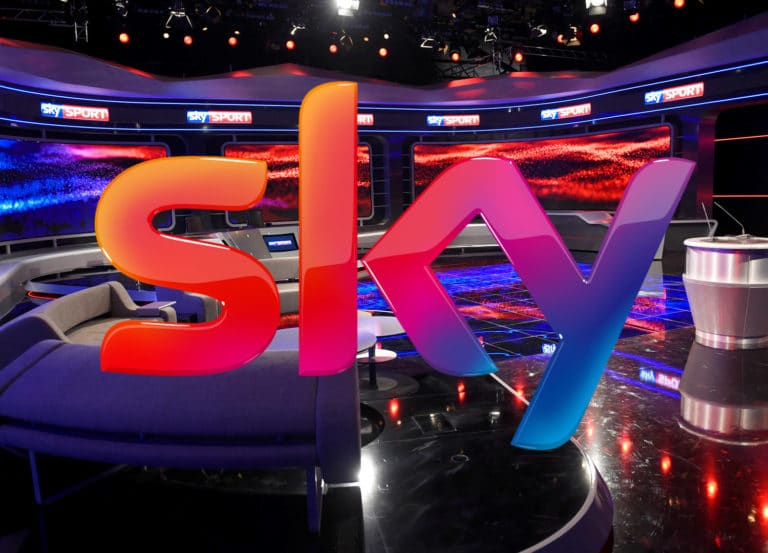 Filme, Fußball, Formel 1 – 4K-Highlights im Dezember auf Sky