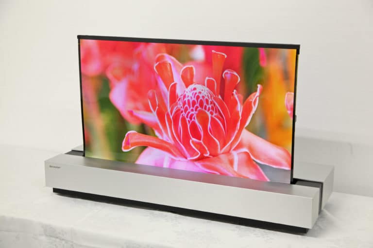 Sharp will nach Gehversuchen mit 8K lieber mit OLED auftrumpfen
