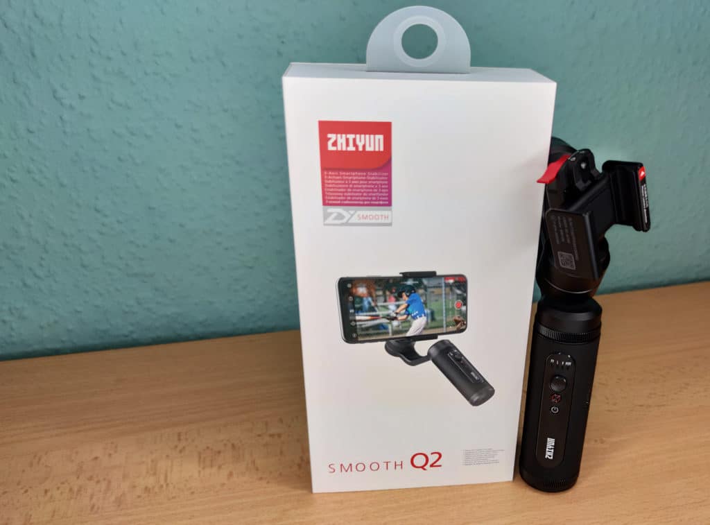 Der Zhiyun Smooth Q2 kommt ohne viel Tamtam daher