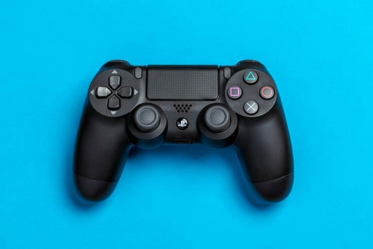 PlayStation Plus und Xbox Games with Gold: Im Februar 2020 mit starken Spielen
