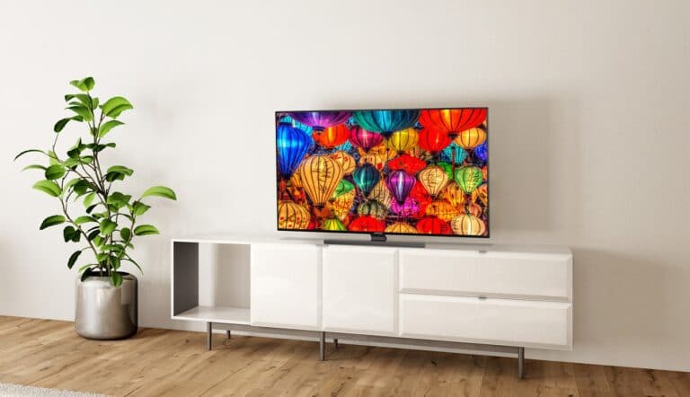 Medion: Günstige 4K Fernseher mit Dolby Vision für unter 500 Euro (S15555 und X15511)