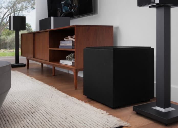 Die neuen DN8 und DN12 Subwoofer von Definitive Technology (abgebildet DN12)