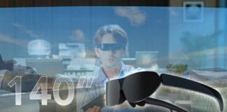 Heimkino auf der Nase, mit der TCL Nxtwear G-Brille mit 1080p OLED-Displays