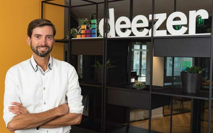 Deezer liefert RTL+ Audio-Inhalte.