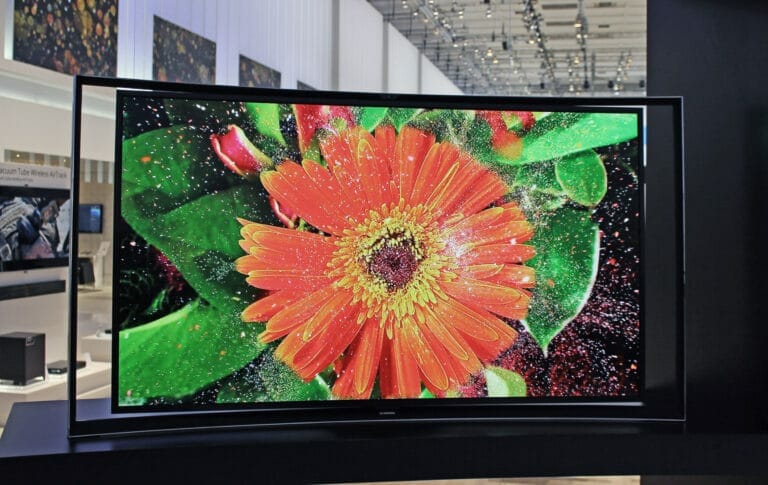 Plant Samsung reguläre OLED-Fernseher mit Panels von LG Display?