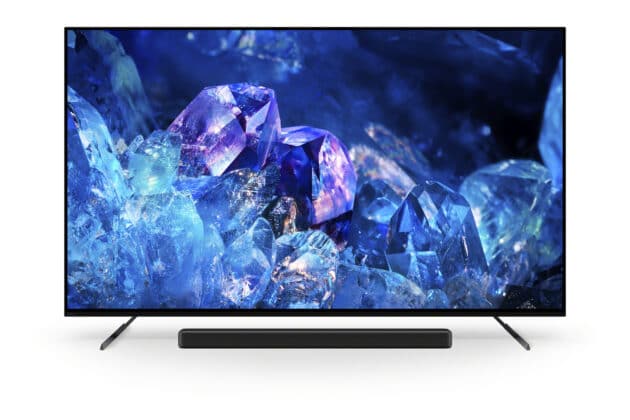 Erhöhte Standfuß Position mit darunter positionierter Soundbar (A80K 65 Zoll)