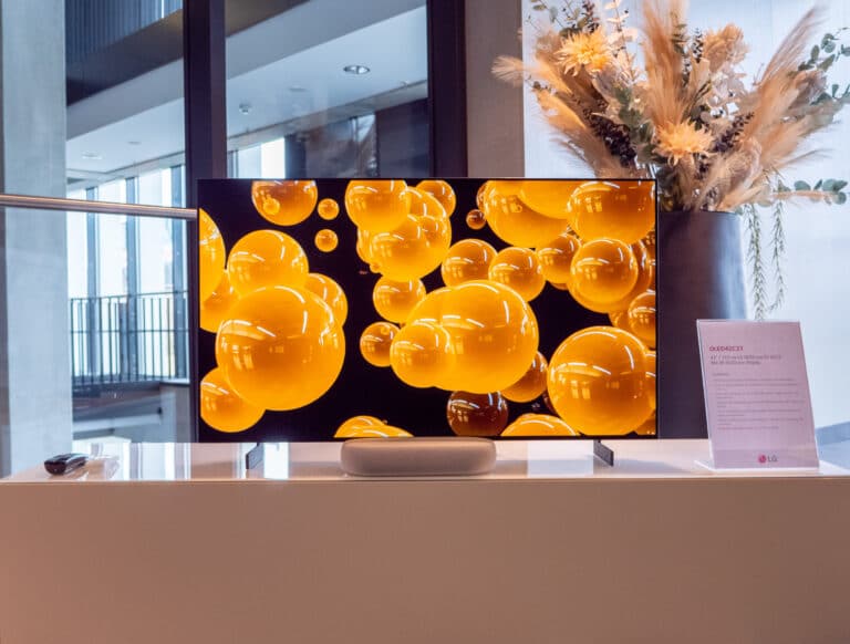 LG 42 Zoll C2 OLED TV erhält OLED Ex-Panel ab dem zweiten Halbjahr 2022