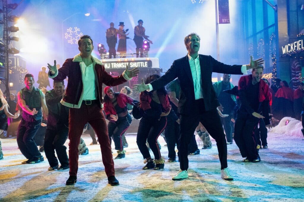 Spirited: Eine Musical-Nummer gespickt mit großartiger Comedy von Ryan Reynolds und Will Ferrell. 