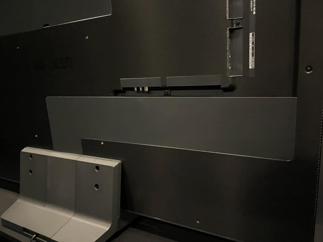 Abdeckung f&uuml;r die Anschl&uuml;sse + Kabelf&uuml;hrung des G2 OLED TV
