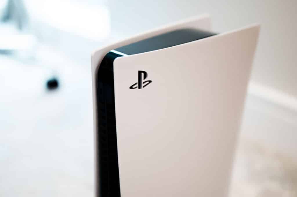 Sony bringt eine leichtere Revision der PlayStation 5 in den Handel.