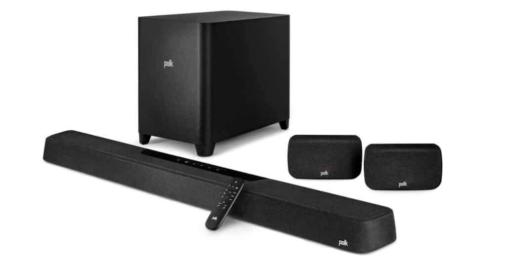 Rear-Lautsprecher und Subwoofer sind im Lieferumfang des Soundbar-Flaggschiffs enthalten.