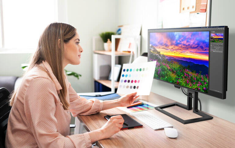 Neuer 27 Zoll Profi-Monitor von Philips mit 4K, Mini-LED und Thunderbolt 4 (27B1U7903)