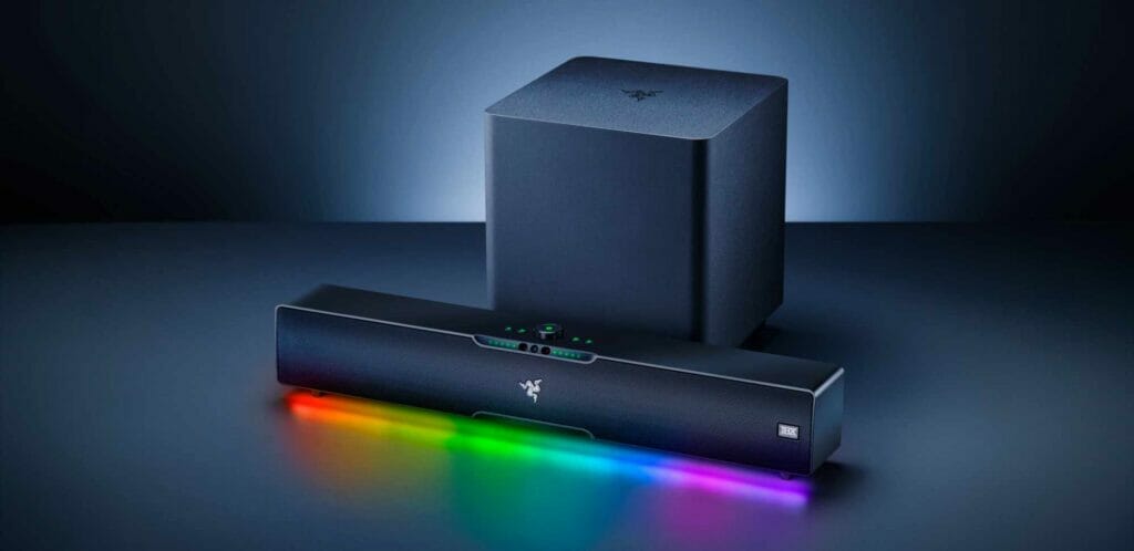 Zum Lieferumfang der Razer Leviathan V2 Pro zählt ein externer Subwoofer.