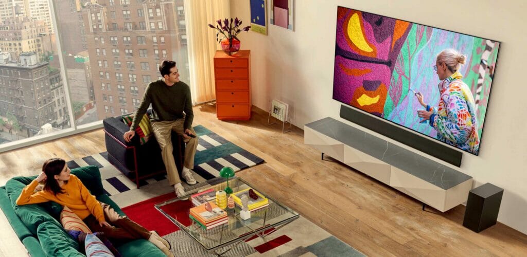 Der LG G3 ist unter den neuen OLED-TVs mit seinem Gallery Design der Hingucker.