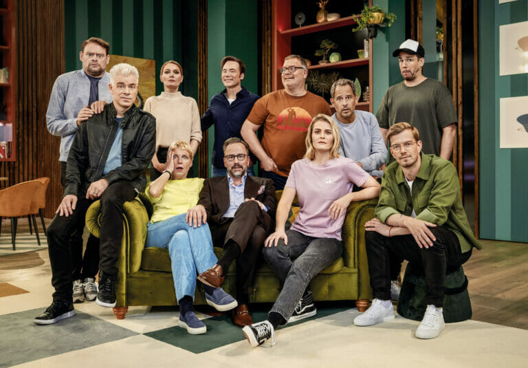 Die Teilnehmer für LOL Staffel 4 stehen fest: Diese Stars und Comedians sind dabei!