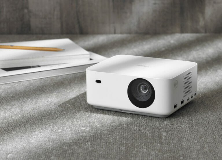 Optoma ML1080 RGB-Laser-Beamer: Anspruchsvolles, portables Heimkino