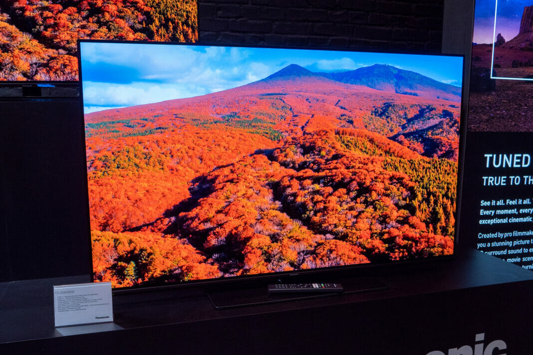 Frontabbildung des Google TV MZ800E von Panasonic