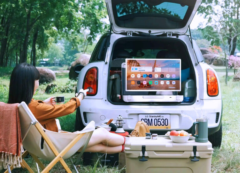 LG präsentiert den StanbyME Go – Tragbarer Heimkino-TV im Koffer