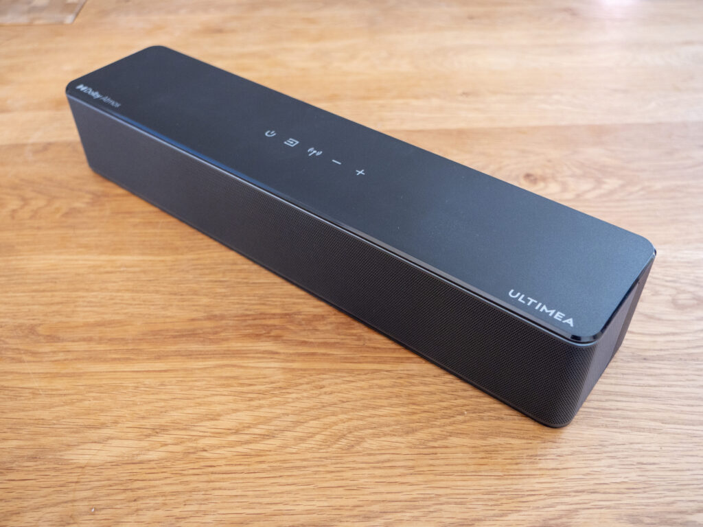 Die Soundbar der Poseidon D60 hat ganz schön Power