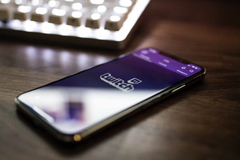 Twitch erlaubt mehr nackte Haut in Streams