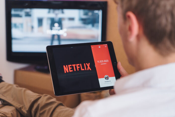 Netflix will mit dem werbefinanzierten Abo monatlich bereits mehr als 23 Mio. Kunden erreichen.
