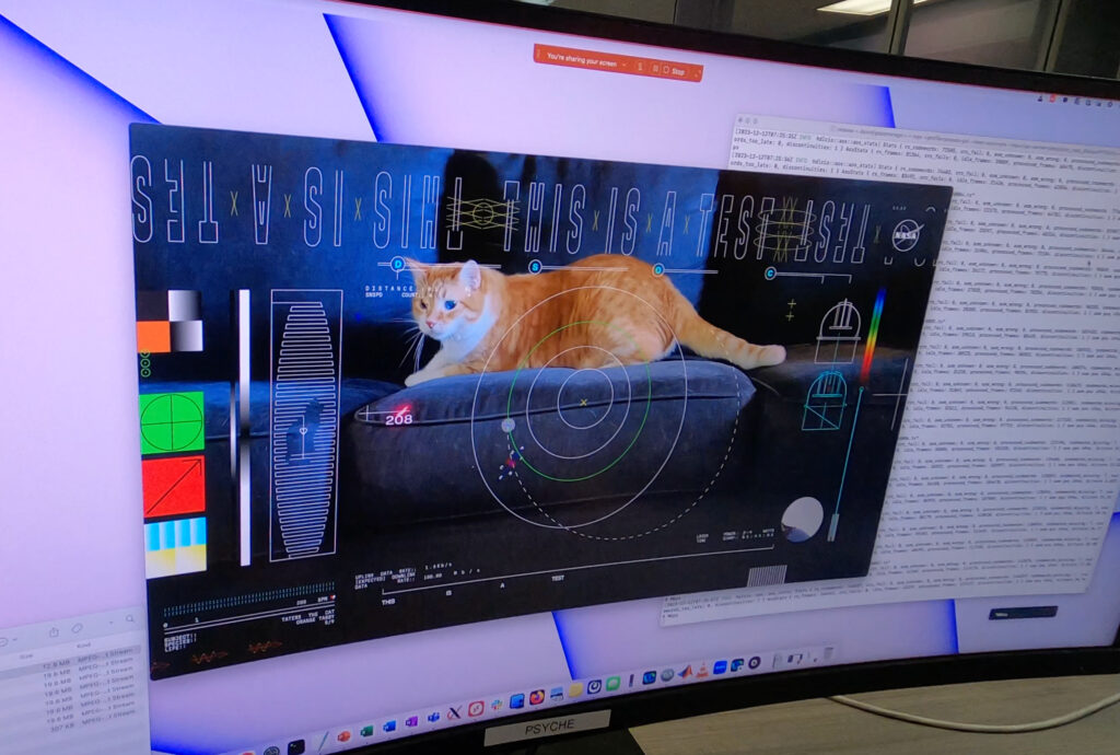 NASA broadcasts UHD video of cats from a distance of 30 million kilometers
