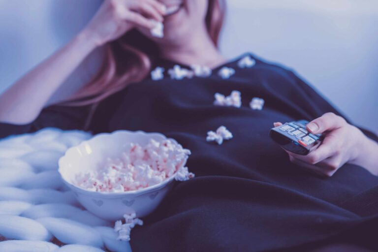 Mediennutzung 2023 in Deutschland: Streaming gewinnt, Fernsehen verliert