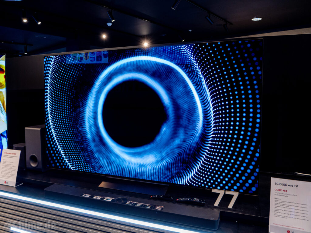 Der 77 Zoll LG C4 OLED TV 2024 wird bis zu 800 Euro günstiger (UVP)