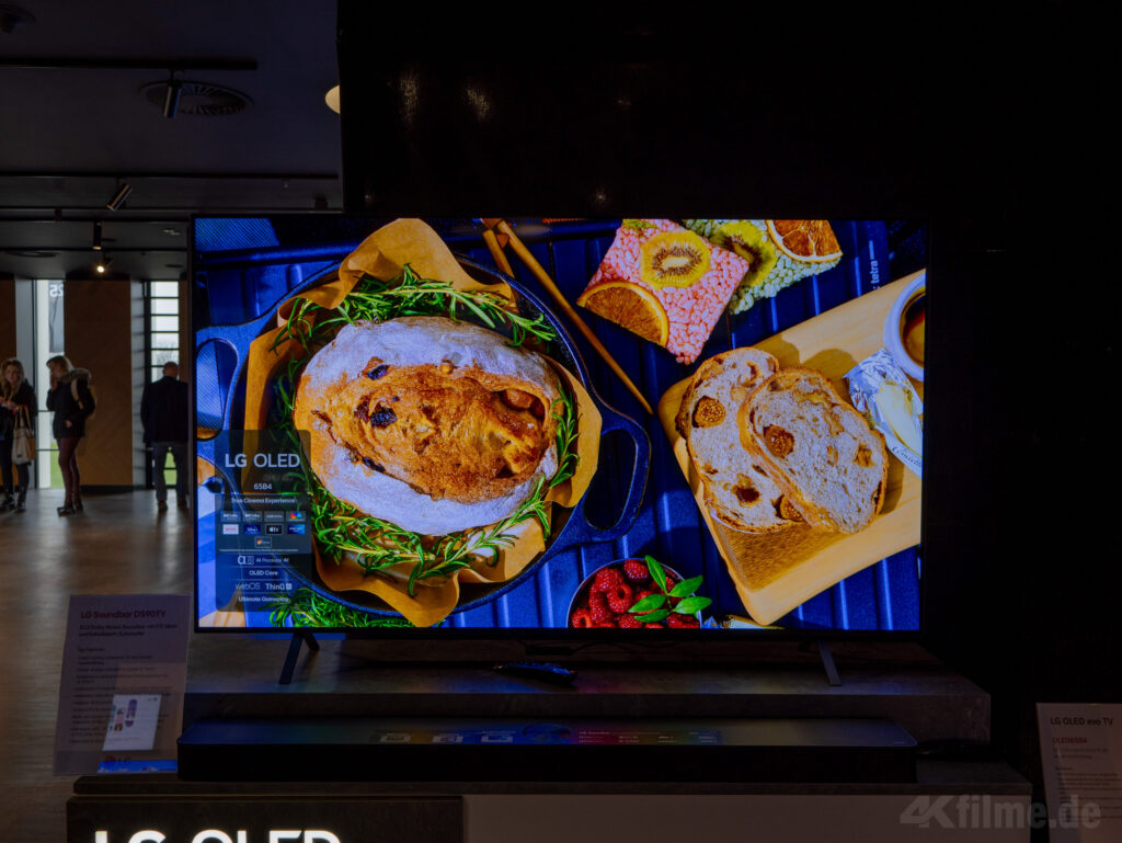 Der LG B4 OLED TV in 77 Zoll (hier in 65 Zoll) ist der bislang günstigste OLED in dieser Zollgröße mit 4.299 Euro (UVP)