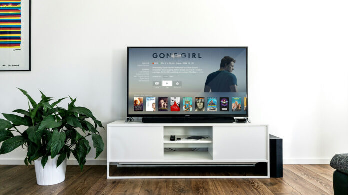 Die TV-Verkaufszahlen sind 2023 leicht gesunken.