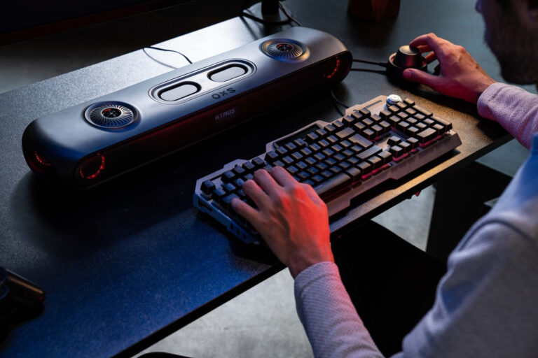 OXS Thunder Pro+: Dolby Atmos Gaming-Soundbar mit Stereo-Nackenkissen