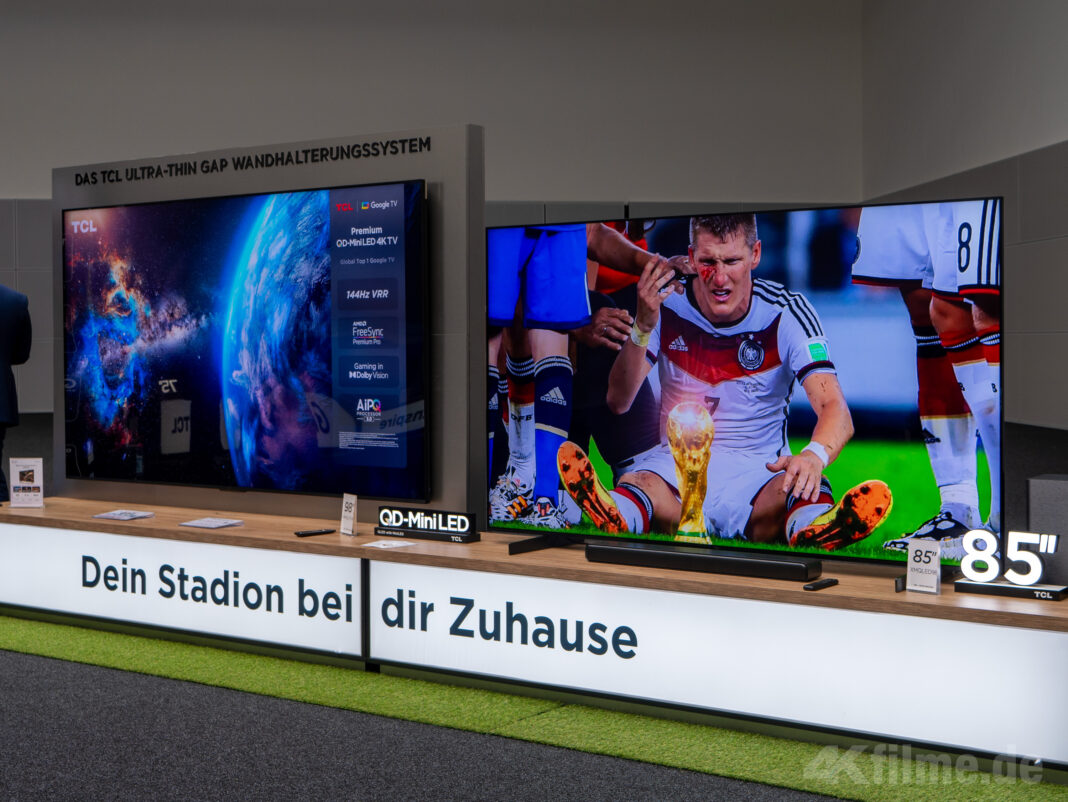 Nicht weniger spektakul&auml;r, der 98X955 (98 Zoll) und 85X955 (85 Zoll) von TCL