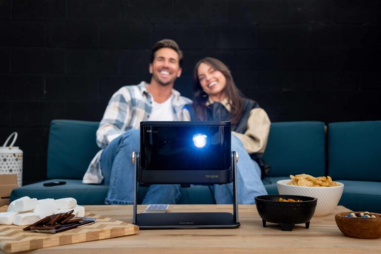 Dangbei Mars Pro 2: Laser-Beamer mit Google TV und Netflix