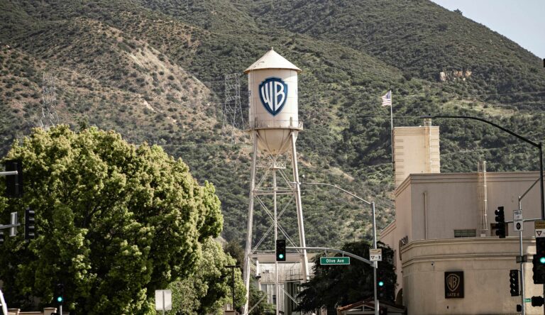 Nach „Friends“ in 4K: Warner Bros. soll weitere UHD-Serien planen